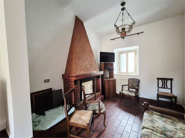 Casa indipendente in vendita a Cocullo AQ