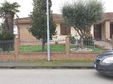Casa indipendente in vendita a Codigoro FE