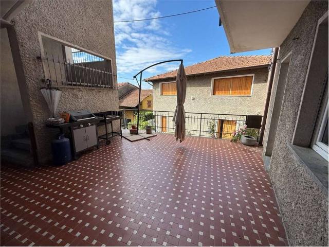 Casa indipendente in vendita a Colazza NO
