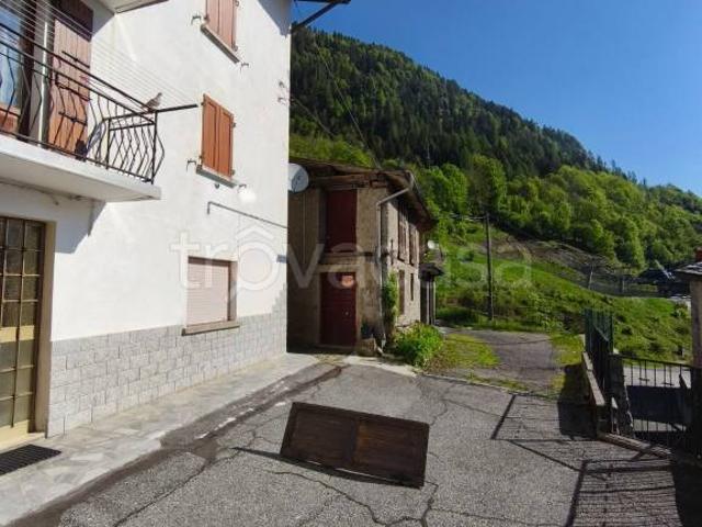 Casa indipendente in vendita a Colere via Carbonera, 27