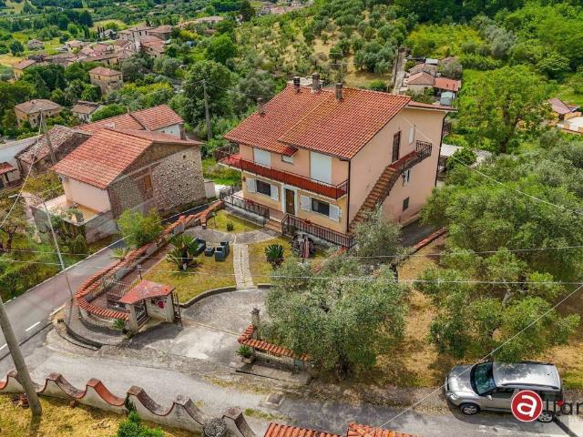 Casa indipendente in vendita a Colfelice FR