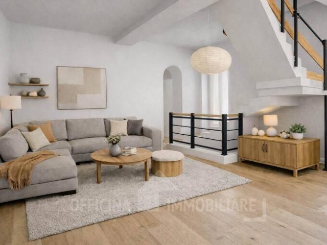 Casa indipendente in vendita a Colico LC