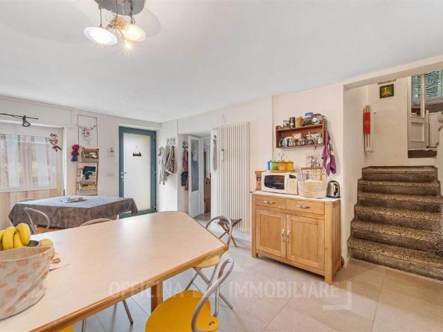 Casa indipendente in vendita a Colico LC