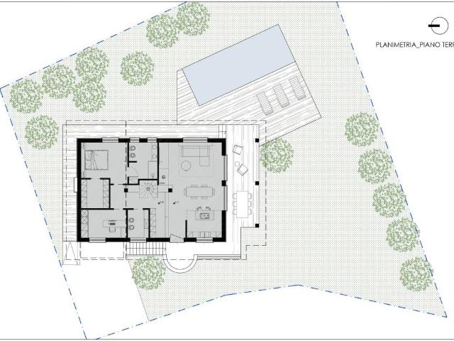 Casa indipendente in vendita a Colico LC