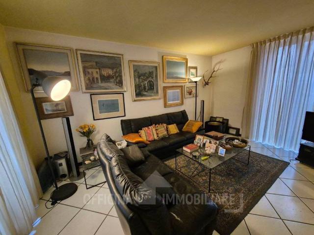 Casa indipendente in vendita a Colico LC