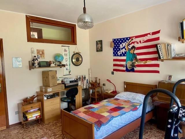 Casa indipendente in vendita a Colico LC
