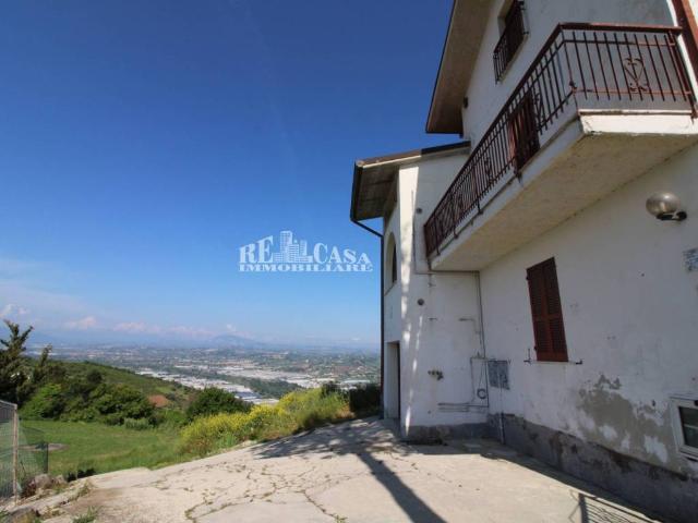 Casa indipendente in vendita a Colonnella TE