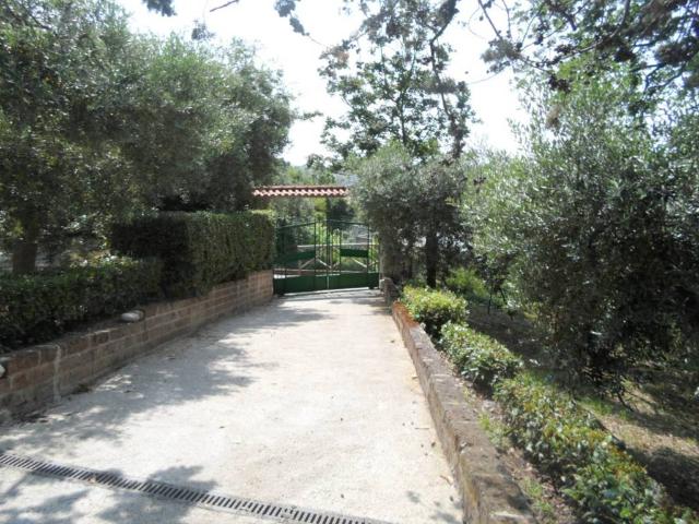 Casa indipendente in vendita a Colonnella TE
