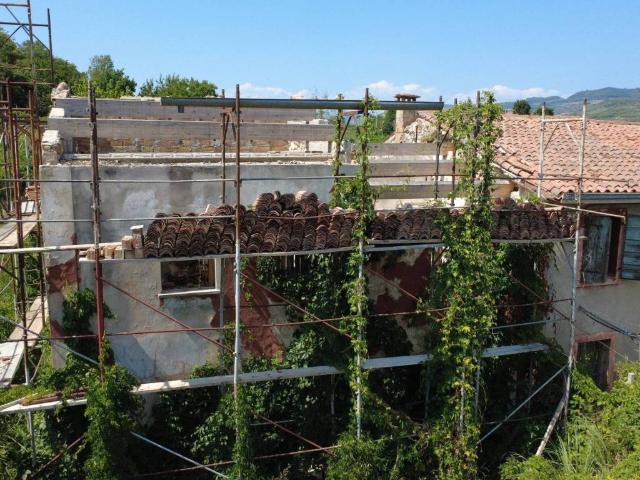 Casa indipendente in vendita a Colognola Ai Colli VR