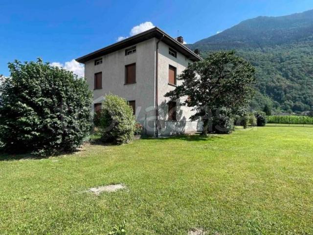 Villa singola in vendita a Colorina via San Giacomo, 477