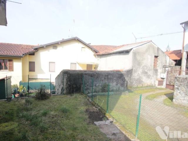 Casa indipendente in vendita a Colle Brianza LC