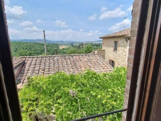 Casa indipendente in vendita a Colle di Val d'Elsa SI