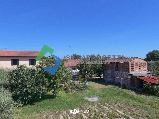 Casa indipendente in vendita a Colle di Val d'Elsa SI