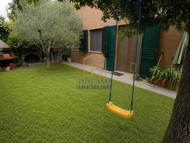 Casa indipendente in vendita a Colle di Val d'Elsa SI