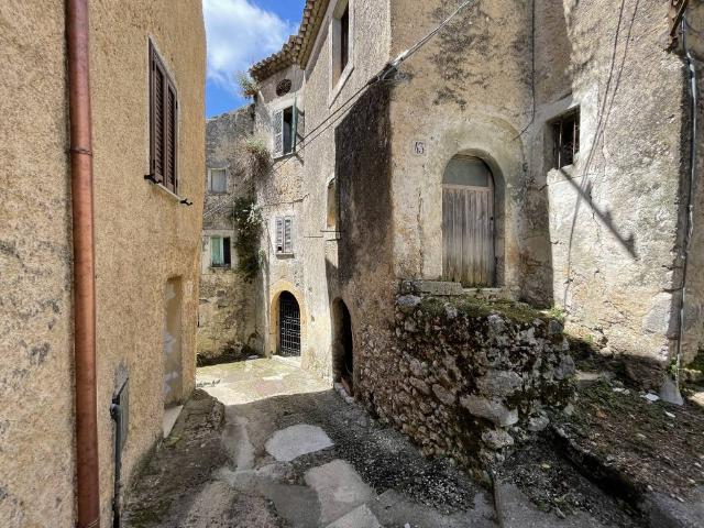Casa indipendente in vendita a Colle San Magno FR