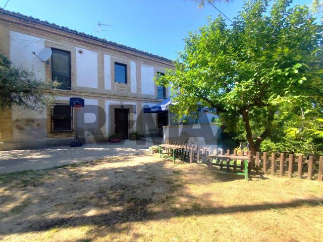 Casa indipendente in vendita a Collecorvino PE