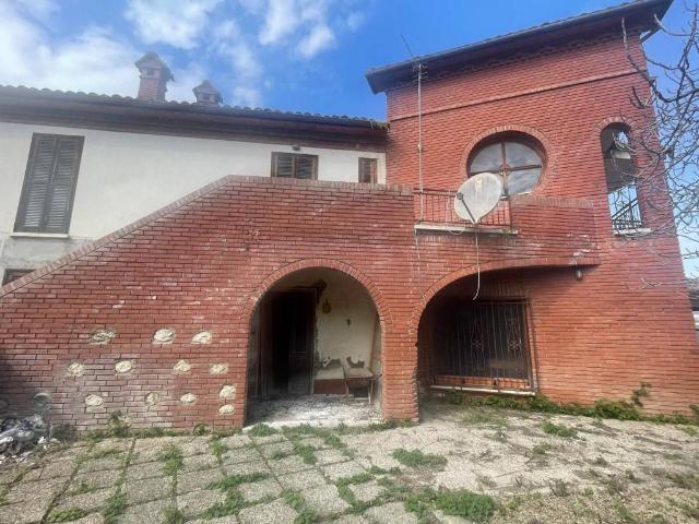 Casa indipendente in vendita a Collecorvino PE