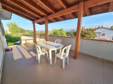 Casa indipendente in vendita a Collecorvino PE