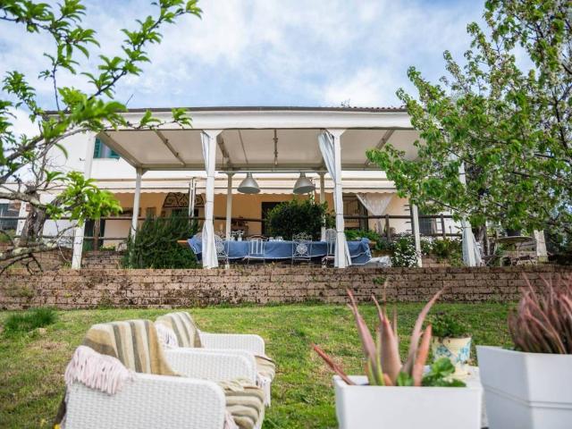 Casa indipendente in vendita a Collesalvetti LI