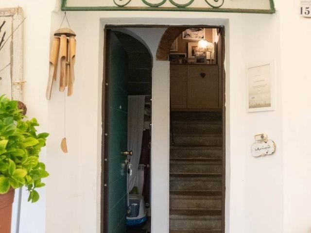 Casa indipendente in vendita a Collesalvetti LI