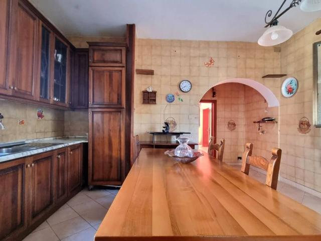 Casa indipendente in vendita a Collesalvetti LI