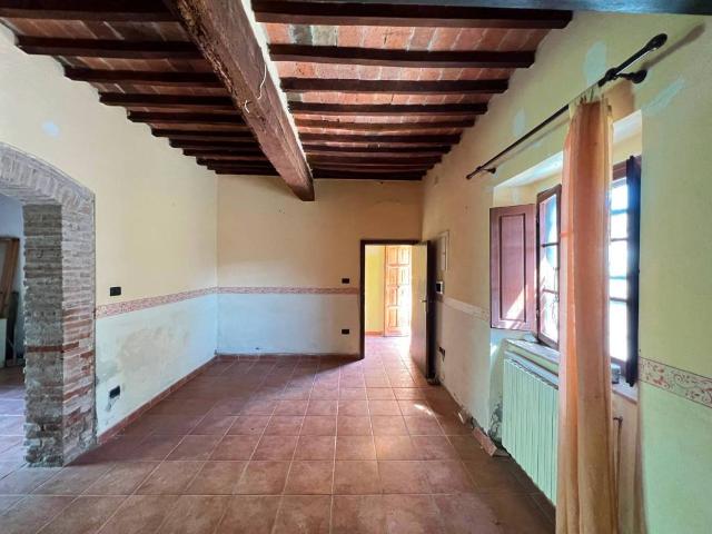 Casa indipendente in vendita a Collesalvetti LI