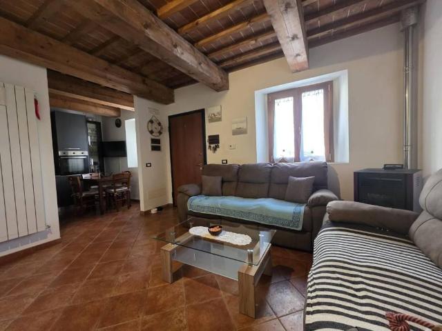 Casa indipendente in vendita a Collesalvetti LI