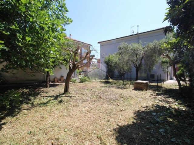 Casa indipendente in vendita a Colli al Metauro PU