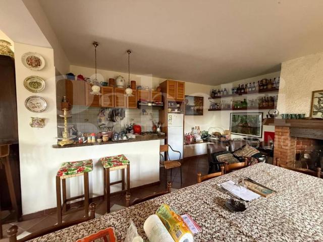 Casa indipendente in vendita a Colli sul Velino RI