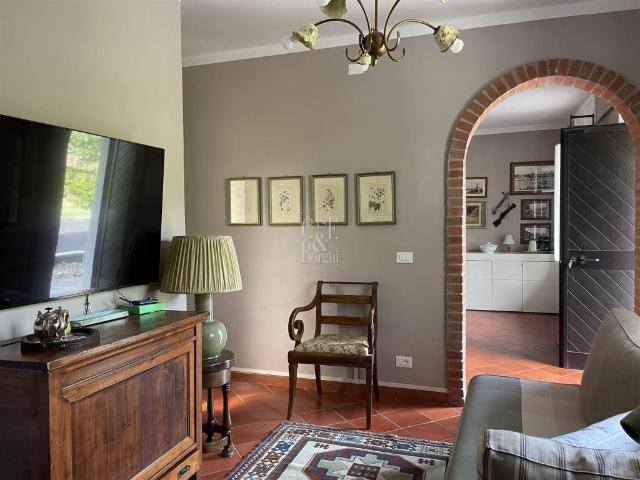 Casa indipendente in vendita a Colli Verdi PV