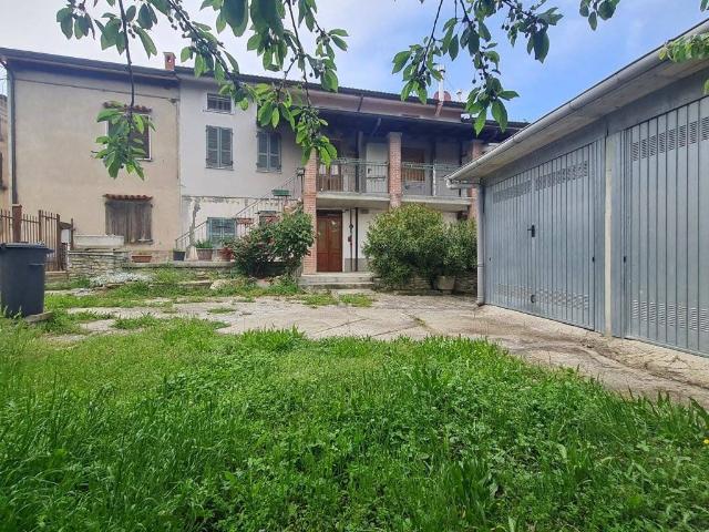 Casa indipendente in vendita a Colli Verdi PV
