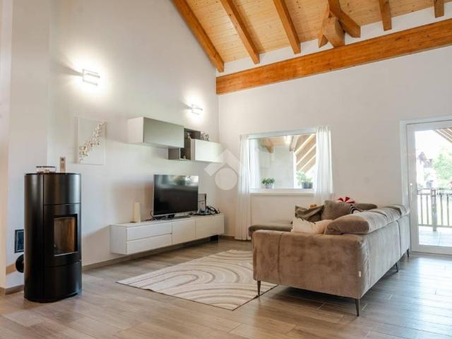 Casa indipendente in vendita a Comano Terme TN