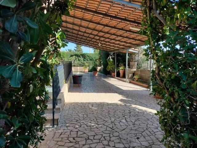 Casa indipendente in vendita a Comiso RG