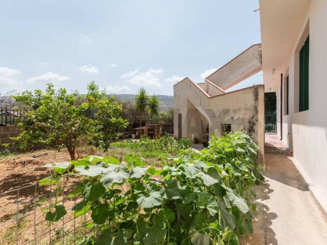 Casa indipendente in vendita a Comiso RG