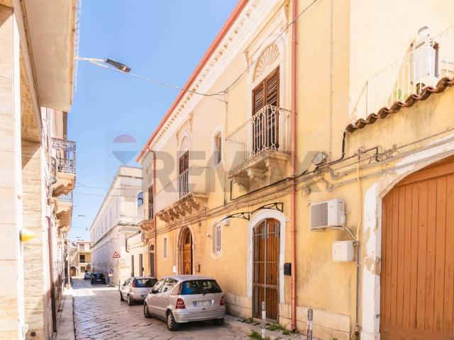 Casa indipendente in vendita a Comiso RG