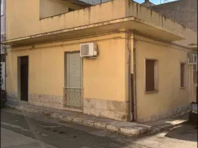 Casa indipendente in vendita a Comiso RG