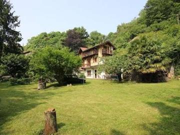 Casa indipendente in vendita a Como CO