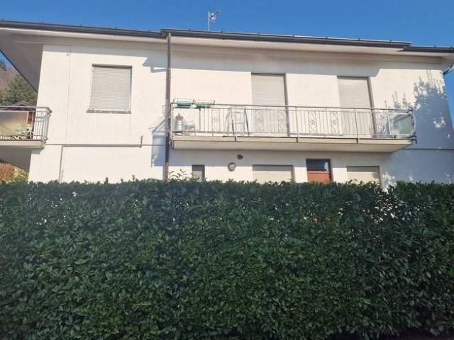 Casa indipendente in vendita a Como CO