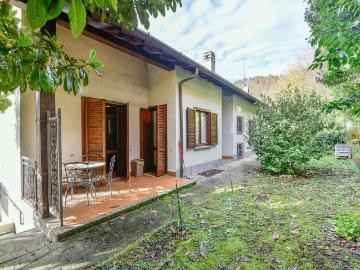 Casa indipendente in vendita a Como CO