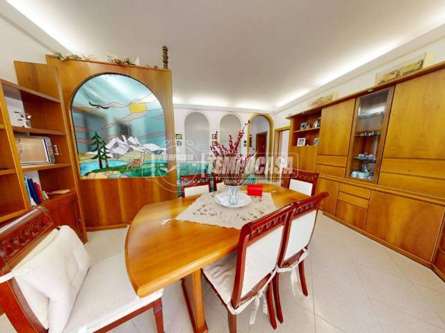 Casa indipendente in vendita a Como CO