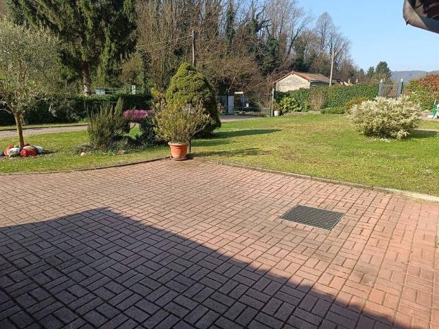 Villa in vendita a Como CO