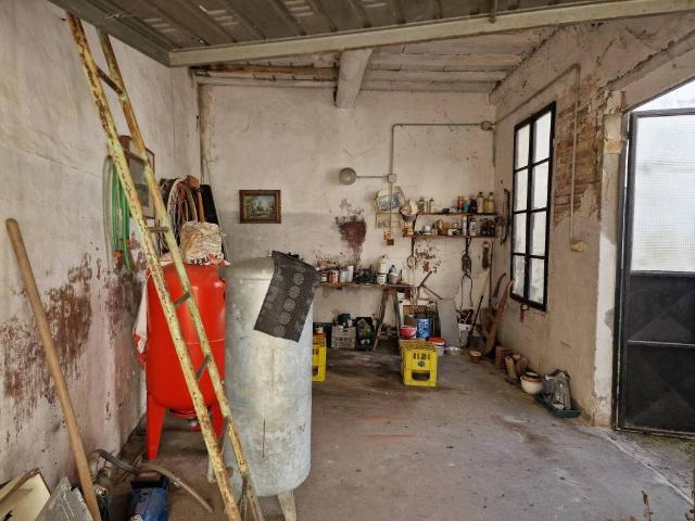 Casa indipendente in vendita a Commessaggio MN
