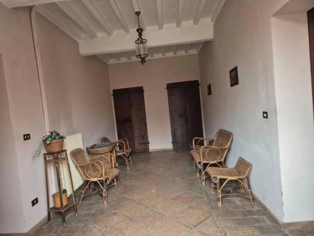 Casa indipendente in vendita a Commessaggio MN