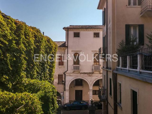 Casa indipendente in vendita a Conegliano TV