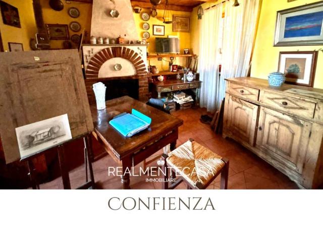 Casa indipendente in vendita a Confienza PV