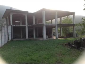 Casa indipendente in vendita a Configni RI