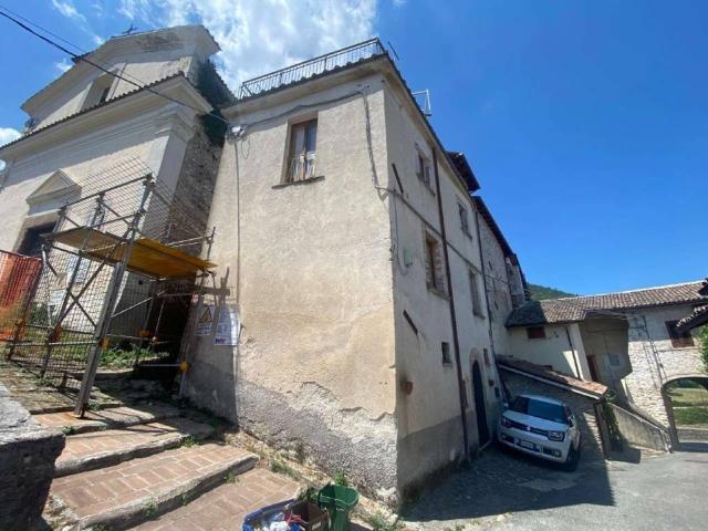 Casa indipendente in vendita a Contigliano RI