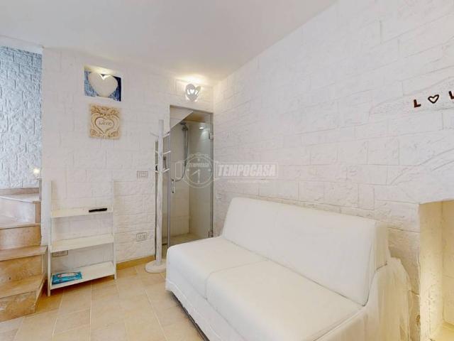 Casa indipendente in vendita a Conversano BA