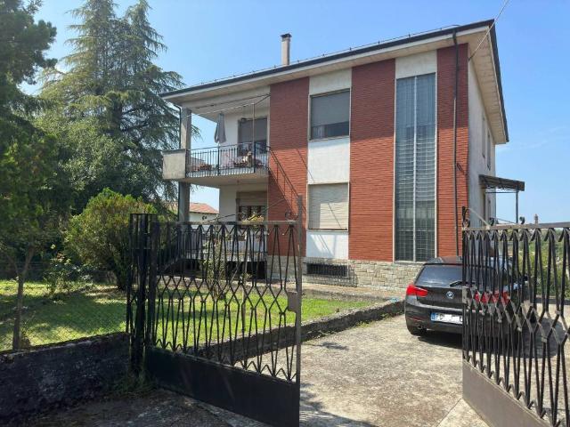 Casa indipendente in vendita a Conzano AL