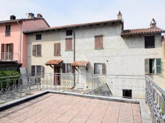 Casa indipendente in vendita a Conzano AL